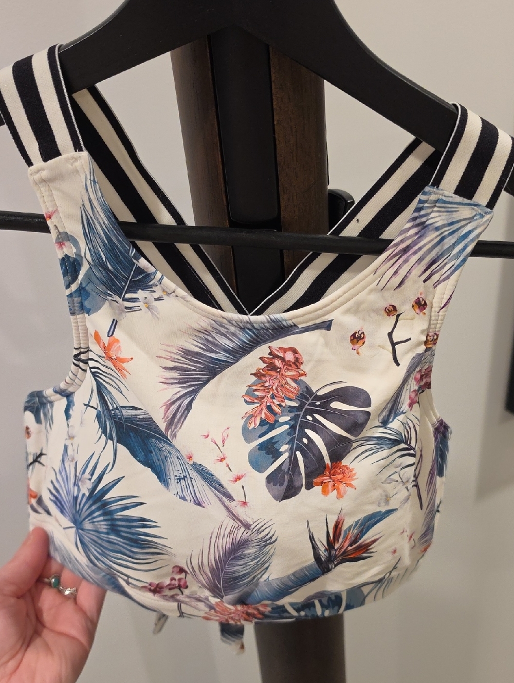 GAPFit Striped-Trim Floral Crop Tank in Cream and Blue